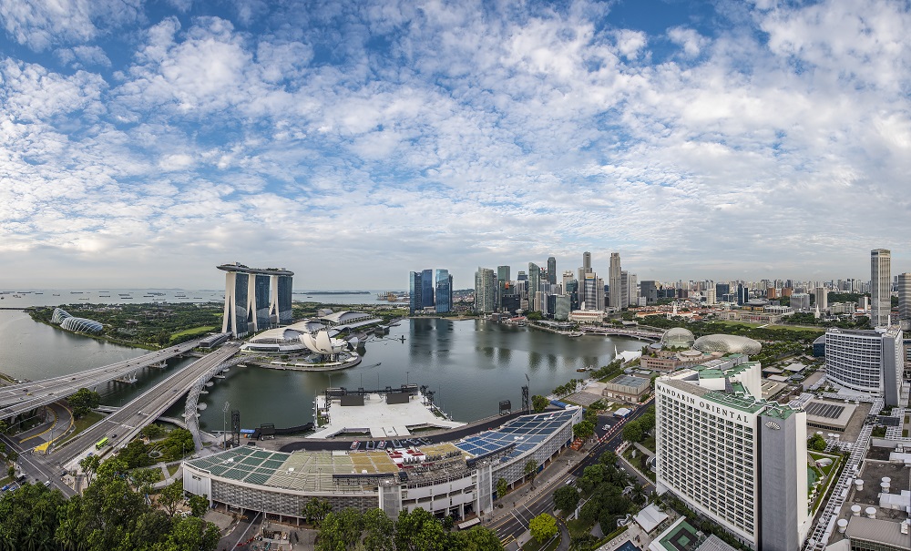 Live, work and play by the waterfront: The skyscrapers of the Central Business District form a backdrop to the buzzing Marina Bay waterfront. (Photo: Andrew JK Tan)